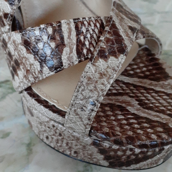 Michael Kors shoes - Picture 7 of 10